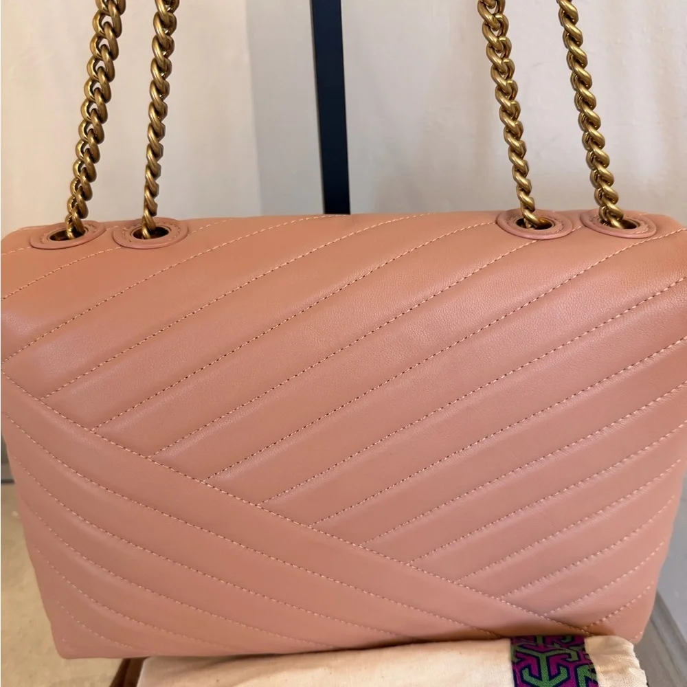 NWOT Tory Burch Kira Chevron Quilted Leather Convertible Bag Meadow Sweet
